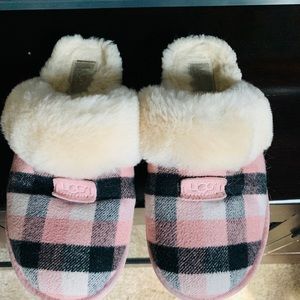 Ugg slippers